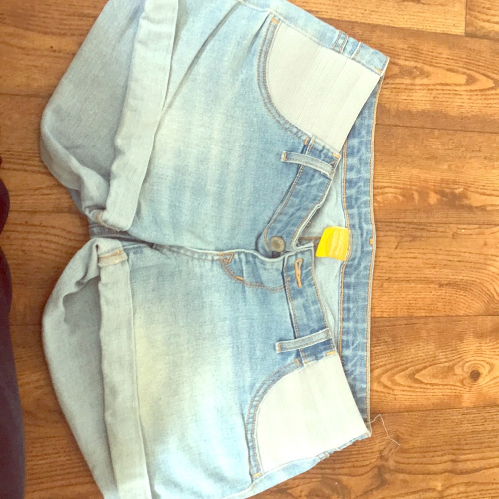 Old navy maternity shorts!